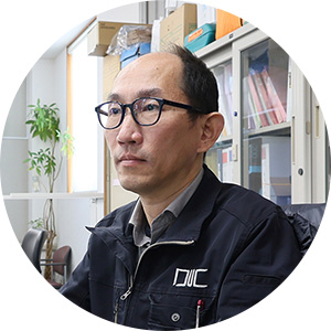 常務取締役 総務部 O.T