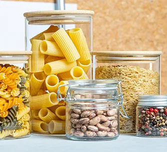 生活感をさりげなく隠す、キッチン横パントリー