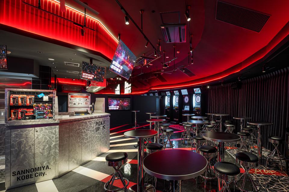 多角形円錐を楕円状にして段付き天井間接折り返しあり！ 弊社の職人さんの技術力はやっぱりスゴイ！